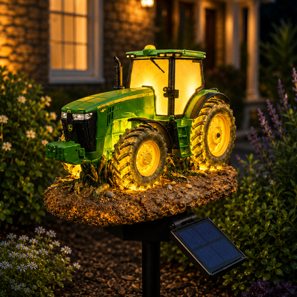 Nordisk HaveGlow™ | Den lille traktor der lyser haven op